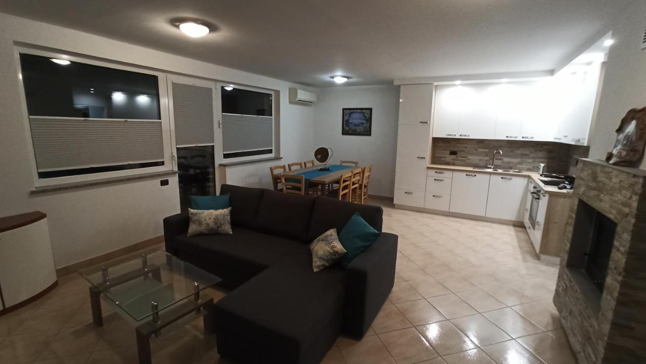 Apartma Apollonio Črni Kal 外观 照片