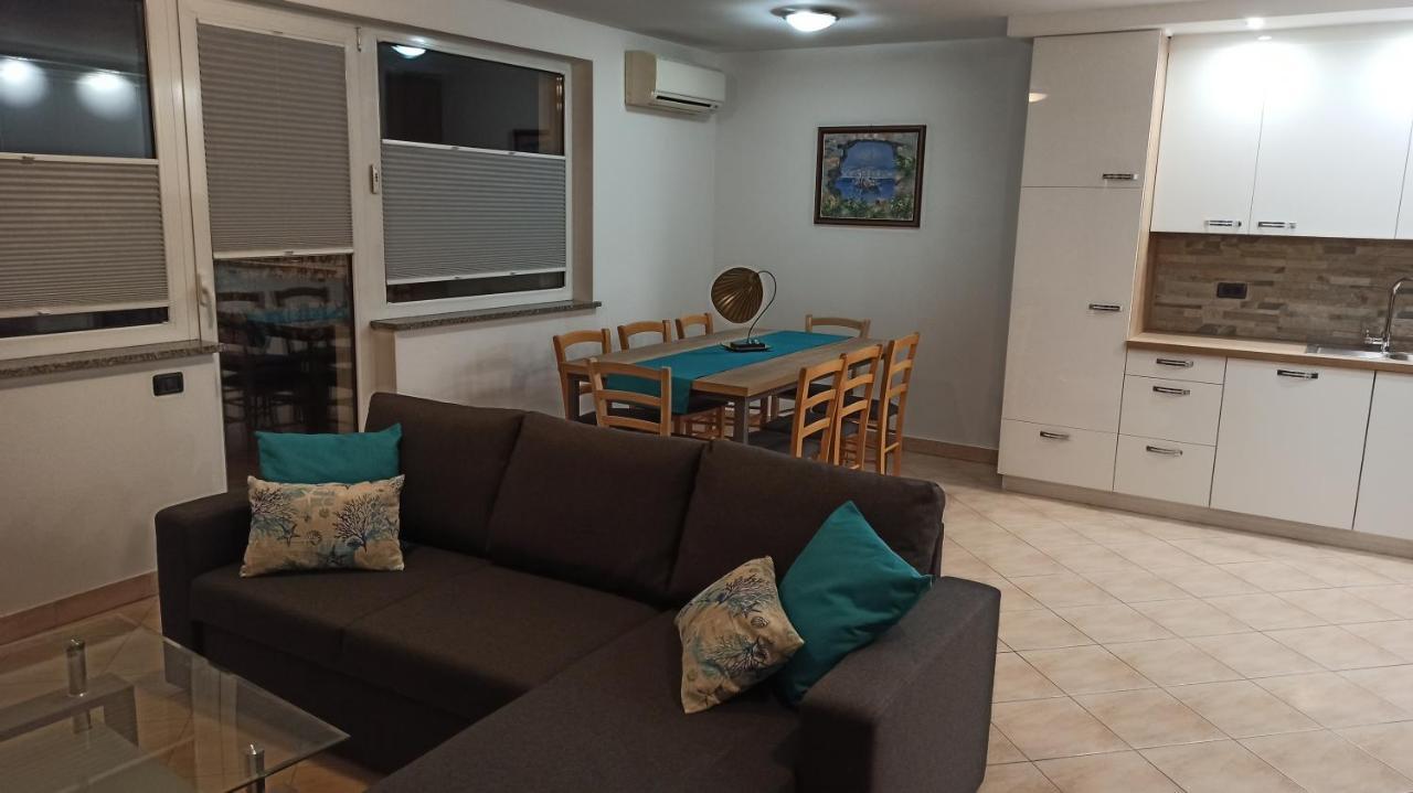 Apartma Apollonio Črni Kal 外观 照片